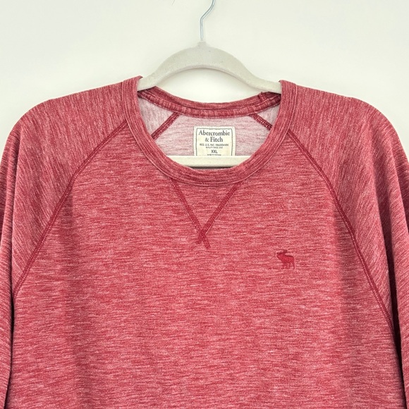 Abercrombie & Fitch Men's 2XL Long Sleeve T-Shirt Crew Neck Camping Cabin Red‎ - Picture 2 of 7